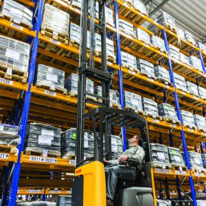 Reach Truck (1.2~2.5T) - Image 2